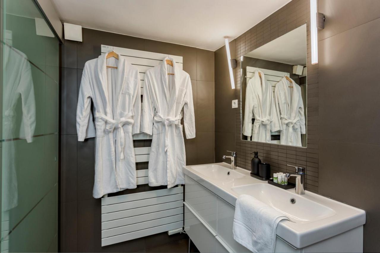Design Et Confort Near Champs Elysees Париж Екстериор снимка